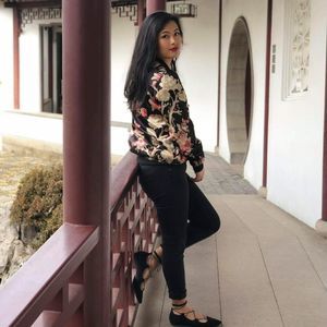 Meet your Posher, Rae